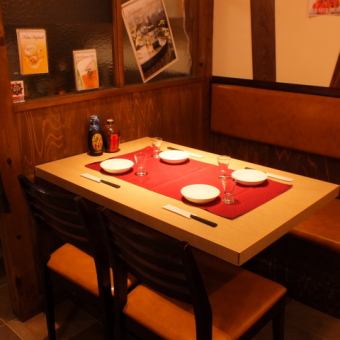 There are also semi-private room seats where you can relax without worrying about the seat next to you ♪ 2 to 16 people