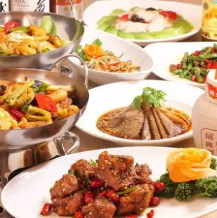 【宴会・飲み会向け】とろける豚角煮を堪能！中華堪能全8品2時間飲み放題付コース4000円