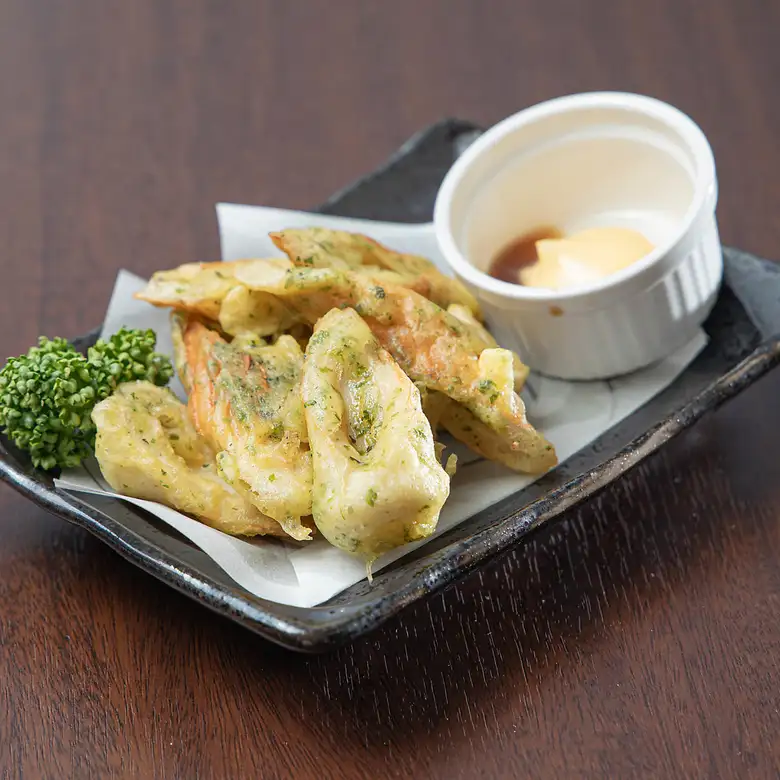 Deep-fried chikuwa with seaweed
