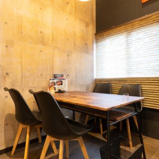 【2階】ご家族や友人との観光ランチや休日のお食事にぴったり。リーズナブルな価格で本格的な鰻を、落ち着いた空間でゆったりとお楽しみください。川越散策の締めくくりに、ぜひご利用ください。