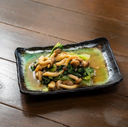 Stir-fried greens with butter