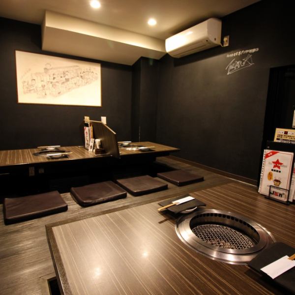 There is also a tatami room in the back of the store! Up to 15 people can use it together.If you want to have a drink and relax for a long time, the tatami room is the place to go!Please use it for parties, launches, etc.Everyone is sure to have a great time surrounding delicious Yakiniku! Private banquets available for up to 20 people◎