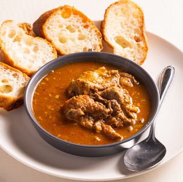 自慢のスパイスラムカレー