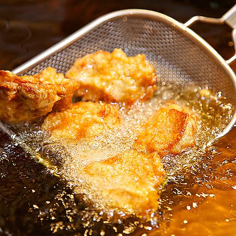 《難波駅徒歩1分≫金賞唐揚げ&ハイボール