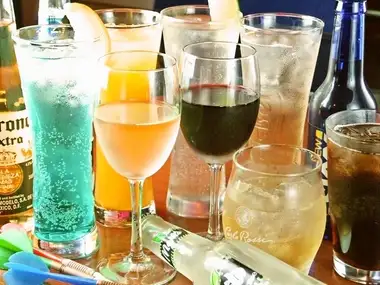 【二次会用貸切プラン】2時間飲み放題&おつまみ3品4000円　