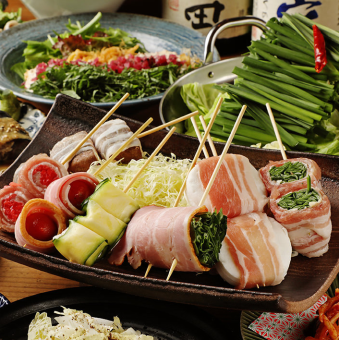 [2 hours all-you-can-drink included] 4,000 yen course including two of our specialties! Hakata-style dumplings and vegetable-wrapped pork skewers (8 dishes in total)