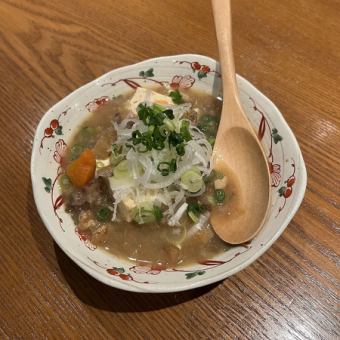 短角牛のすじ煮込み