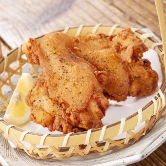 2 fried chicken wings