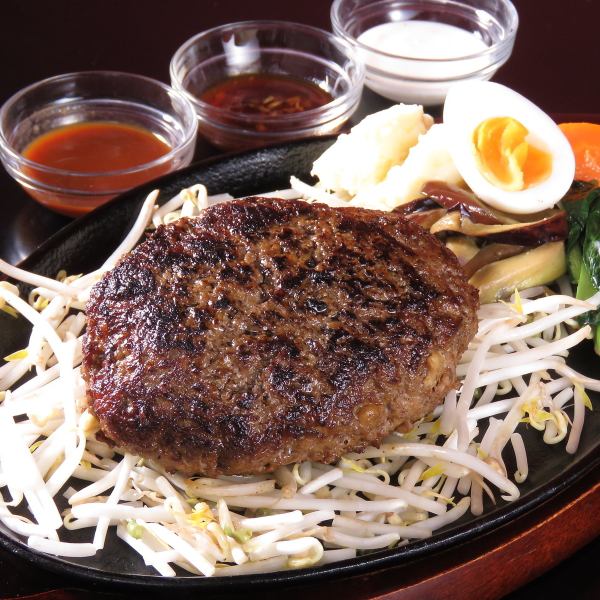 [29漢堡]我們的餐廳菜單！美味的原因在於融合了鮮味的鮮味。950日元〜