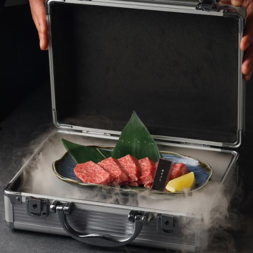 [Pre-order Bonus] A free duralumin case of meat♪◎