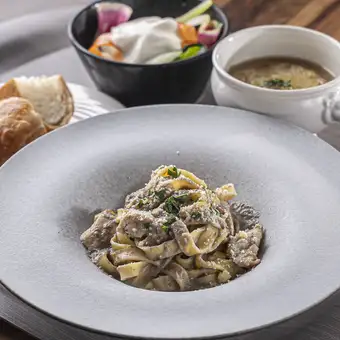 【パスタセット】限定10食 阿波尾鶏とマッシュルームのクリーム自家製パスタ