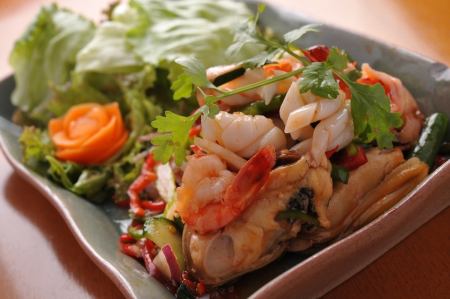 Yum Taley (Seafood Salad)