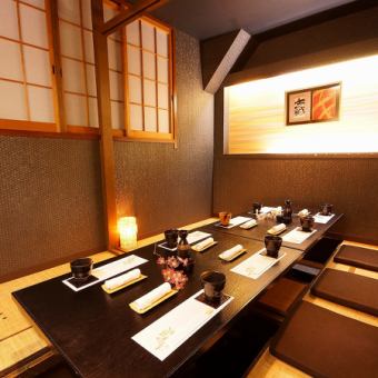 可容纳4至10人的私人房间◎轻松的日式私人房间♪可供朋友之间的联合聚会或酒会！