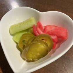 ちょい盛りピクルス