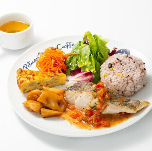 【ランチドリンク付き】健康的で美味しい種類豊富なランチメニュー