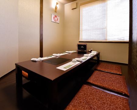 A private room with horigotatsu is prepared according to the number of people.