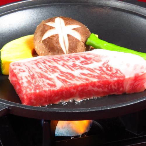 Fillet steak can be added to the course for an additional 1,000 yen!