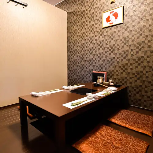 少人数利用可能な個室完備