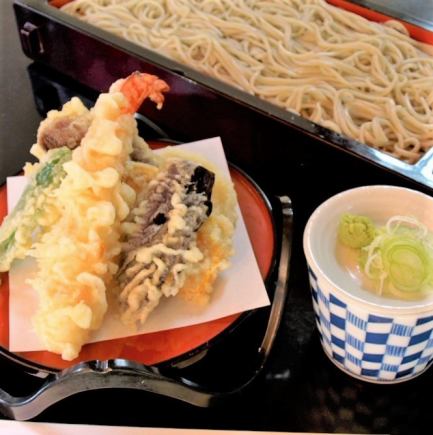 天ぷらせいろ〈大海老一本付〉