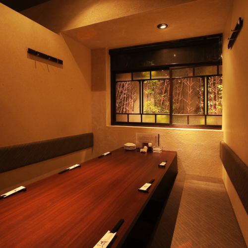 하카타역 치쿠시구치에서 약 5분.파고 燵燵 테이블의 개인실!