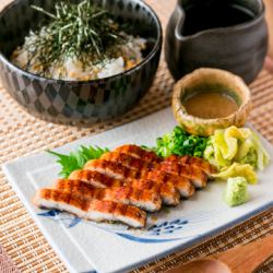 炙り鰻のお茶漬け