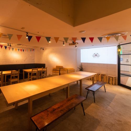 団体様利用を想定した店内は大小宴会様々にご対応！