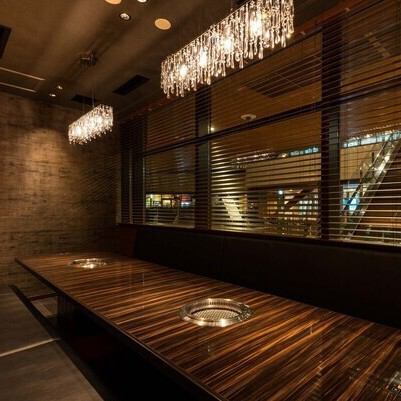 【完全個室完備】個室はゆったり座って７名～12名のお部屋です♪