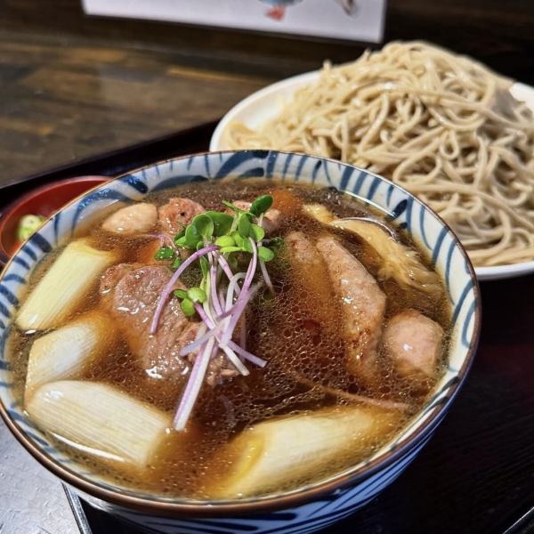 ≪大人気!!≫毎日店内で打ちたて！自慢の「鴨南蛮せいろ」