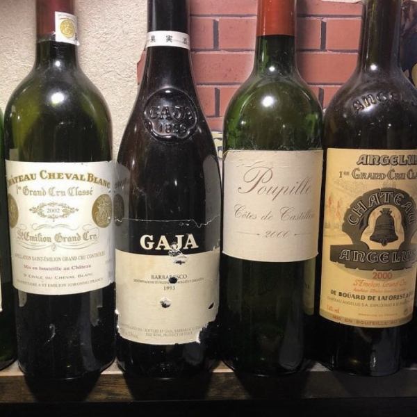 ≪豊富な品揃え≫ワインと日本酒、料理のペアリングを堪能