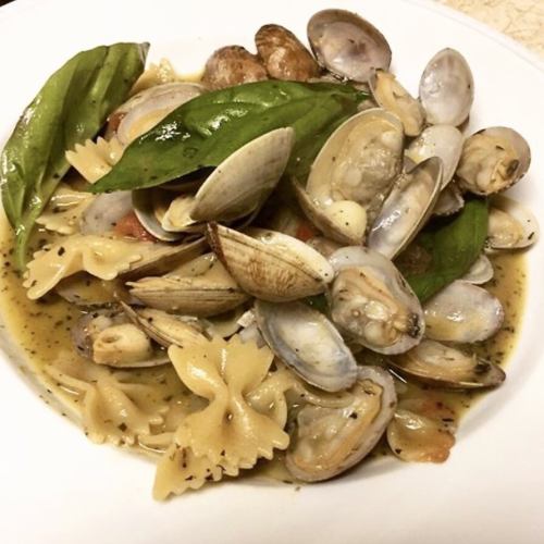 アサリバジル炒め・パスタ入り