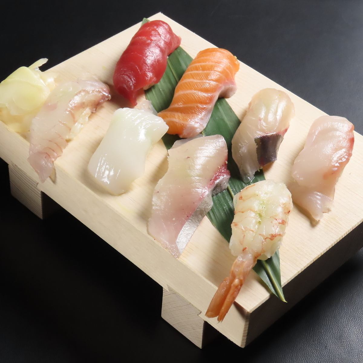 Enjoy the taste of seafood that can only be enjoyed in the Hokuriku region!