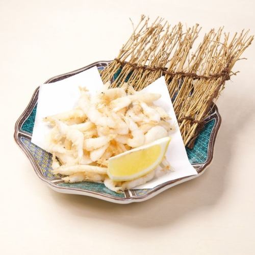 <From Toyama Prefecture> Deep-fried white shrimp
