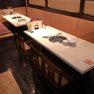 Table seats with an atmosphere where you can easily drop in.Perfect for 6 people ★ Can be used in a wide variety of ways.