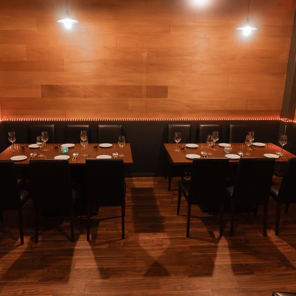 誕生日会や会社の大宴会、結婚式の二次会など、多彩なイベントに対応できる柔軟性を持ってご対応させていただければと思います!お好きなテーマに合わせた装飾や、サプライズ演出もご相談くださいませ!ご予算ご要望にできるだけお答えできるよう、スタッフ一同サポートさせていただきます!ご連絡お待ちしております!