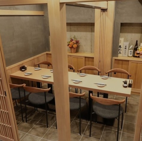 雰囲気重視のお客様必見！雰囲気にこだわり抜いたお席をご用意♪女子会や誕生日・記念日などのニーズにご対応しております◎当店自慢の店内で素敵な時間をお過ごし下さい。また飲み放題付コースが5000円～♪お客様のご予算に合わせてご利用いただけます！《流山おおたかの森　海鮮　居酒屋　個室　誕生日》