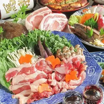 【選擇您的主菜】包含2小時無限暢飲，10道菜（含4種刺身拼盤）：¥6000 → ¥5500（含稅）