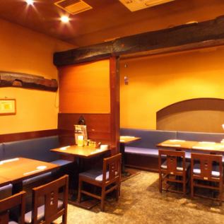 Enjoy fresh cuisine in a Japanese atmosphere