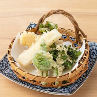 山菜天布羅盛り