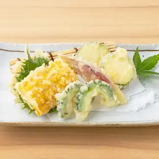 夏野菜の天布羅盛り合わせ
