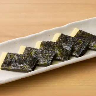 [A bar staple] Flavorful seaweed and cheese