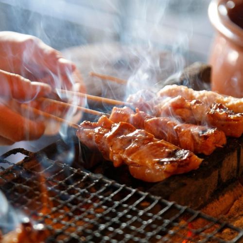 Authentic yakitori grilled over charcoal! Savory aroma and exquisite flavor