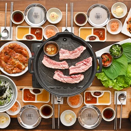 【90分ソフトドリンク飲み放題付】選べるメイン&本格韓国料理ランチコース【3480円→2480円】