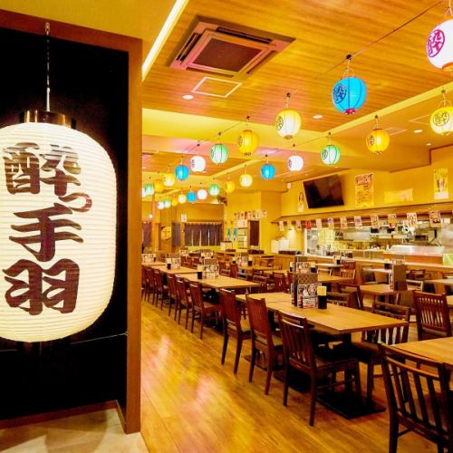 貸切宴会は150名様から最大200名様まで対応可能です。会社のご宴会や打ち上げ、大規模なパーティーなど、さまざまなシーンにご利用いただけます。人数やご予算、演出内容などのご要望も柔軟に対応いたしますので、まずはお気軽にご相談ください。