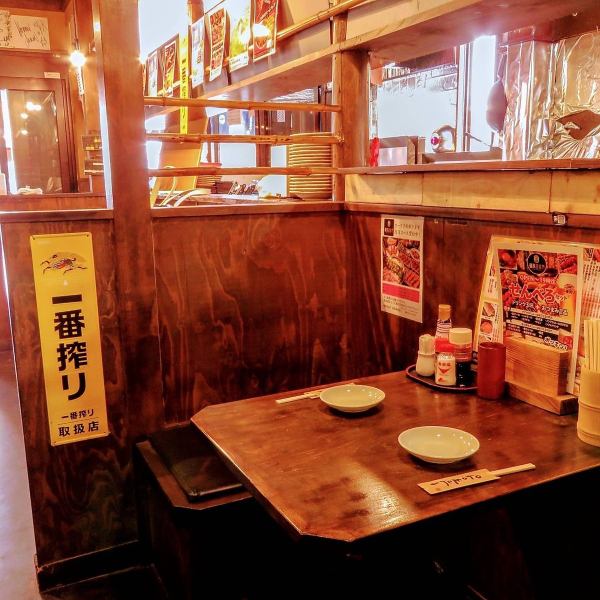 Couple seats are also available.It's a shop that you can easily go to, so you can enjoy it without straining your shoulders ♪ It's a lively shop ★