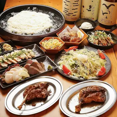 【含2小時暢飲】雞肉盛宴套餐◆8道菜，包括帶骨雞肉（成雞或幼雞）、棒雞等。 <¥4,300（含稅）>