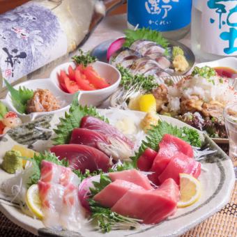 【贅沢宴会】刺身盛り合わせや揚げ鶏含む10品＋日本酒8種プレミアム飲み放題2H付⇒6000円(税込)