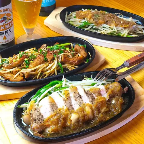 音と香りが食欲そそる「鉄板メニュー」新登場!キンキンに冷えた酒と熱々グルメをぜひ!