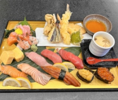 【지복의 일식을 맛볼 수 있는】 스시・회・튀김 사치 세트 6,500엔(부가세 포함)