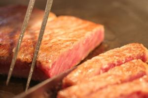 Beef shoulder loin steak (homemade steak sauce)