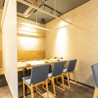 The interior has a modern Japanese atmosphere with stylish tiles.We can accommodate parties of up to 18 people.There are 9 seats at the counter where one person is welcome and you can sit comfortably.[Okayama/Kurashiki/Izakaya/Banquet/All-you-can-drink/Sake/Fish/Meat/Skewer/Gyoza/Yakitori/Creative Oden/Company banquet/Girls' night out/Second party/Birthday/Saku drinking]